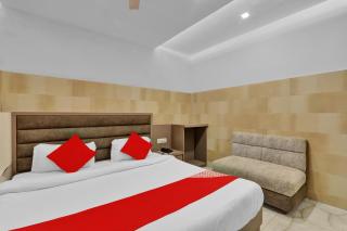 Super Hotel O Sada Shiv Guest House - Gorakhpur - 0