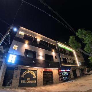 Hostal El Bosque - Huánuco - 0