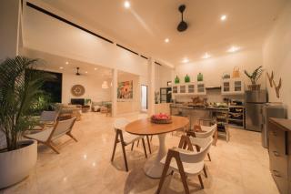 Villa Eight Seminyak - Seminyak - 7