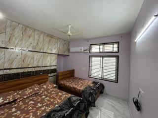 V S Homes - Jāmb - 4