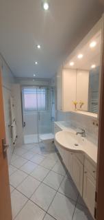 " Die Wolfs Burg" 70qm - 3Zimmer- Duschbad - Küche & zentrumsnah - 4