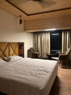 Shiv Ganga & Pyass Restaurant - 5