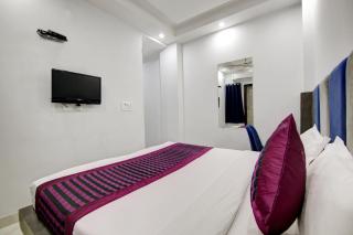Hotel S B Inn Near New Delhi railway Station Paharganj - 8