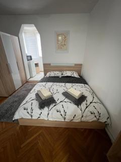 Студио Рози апартамент - 1