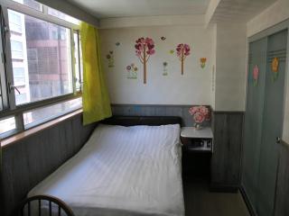 Majestic 7 Guesthouse (formerly KAT Hotel) - 7