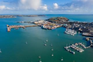 Heart of Falmouth - Comfortable & Stylish Studio Apartment | Town Centre | Parking | WiFi | - Falmouth - 7