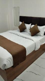 hotel mannat - Jāmb - 2