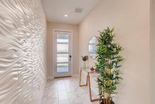 Last Minute Disney Getaway! Private Pool, Hot Tub & Games Room. Book Now! #43331 - Kissimmee - 1