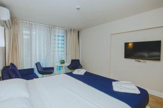 room number 1932 - 0