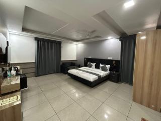 Raj Residency Gurgaon - 8