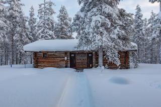 Kuukkeli Log Houses Porakka Inn - 2