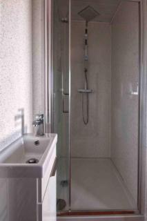 Paulton - Sleeps 2 - PetFriendly - HotTub - Garden - Bristol - 2