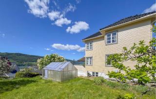 2 Bedroom Nice Apartment In Lillehammer - Lillehammer - 2