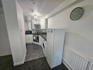 Furnished 1 BR Apt in Liverpool - Liverpool - 6