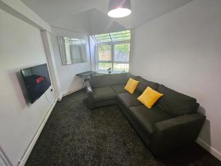 Furnished 1 BR Apt in Liverpool - Liverpool - 3