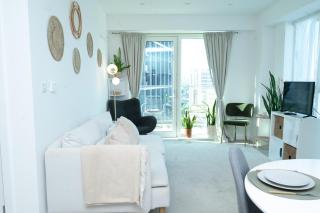 Luxury 2BR With City Views and By Station Canning Town - Londra - 0