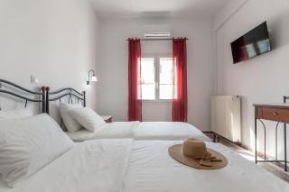 Markellas Apartments - Naxos Chora - 6