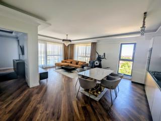 Luxury Hideaway, Parking & Self Check-In in Pipera - North Bucharest - 0