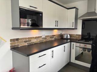 Dream Weaver 2 Bedroomed cottage on The Bay, Filey with on-site gym and swimming pool - Filey - 3