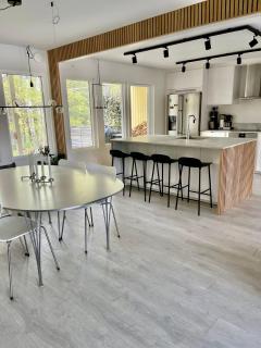 Charming Family Home in the Heart of Nature only 30 Minutes from Central Stockholm - Gustavsberg - 5