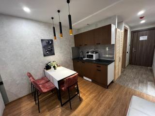 Rainbow Apartment Batumi - 8