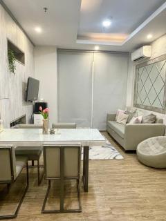 2BR Peaceful & Cozy Family Condo - Jakarta - 2