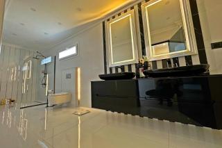 6-room Villa with Private Pool and Garden - Beylikduzu - 8