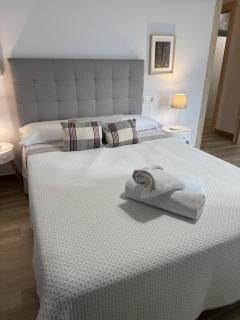 Apartamentos La Gruta de Aracena 3 - Aracena - 3