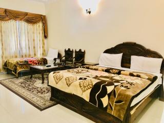 Hotel Al-khaleej&restaurant mall road kalam - Kalām - 8