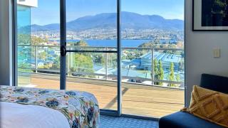 The MBM - Modern 4BR Home, Spacious, Views, Ideal for Groups - Montagu Bay - 6