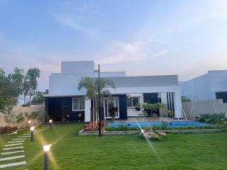 Fiorella Villa-Villa with Pool and Outdoor Bar - Hosūr - 7