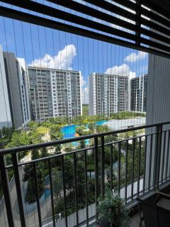 MayaBay Residence Splash Mania Gamuda Cove Homestay by Ara - 9