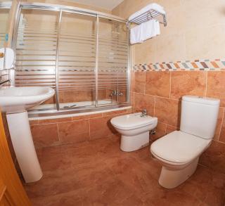 Hostal El Cruce - Paracuellos de Jarama - 2