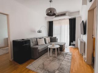Alice's Lakeside Escape Apartman - Siófok - 6