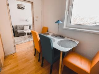 Alice's Lakeside Escape Apartman - Siófok - 3