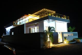 Sun Splash Villa - Chīrāla - 2