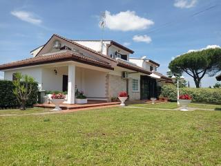 Villa Civetta con giardino in esclusiva tra Roma e i Castelli Romani - Monte Porzio Catone - 5