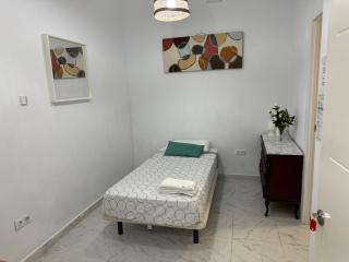 Genius Apartments - Alicante - 9