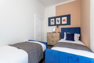 Modern 3BR Home on Benson Street - 5
