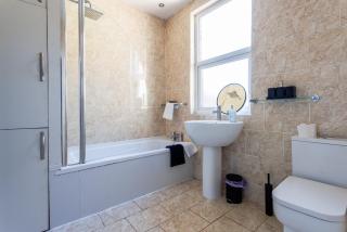Modern 3br Home On Benson Street - Stockton-on-Tees - 3