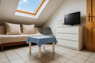 Ruhiges Apartment, Parkplätze & gute Anbindung City, Messe, Autobahn - Düsseldorf - 7