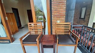 Evan House Homestay with Kitchens and Private Balconies - 3