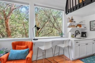 The Driftwoods - Orange Tiny House - Driftwood - 8