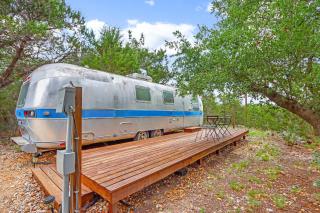 The Driftwoods - Blue Airstream - Driftwood - 2