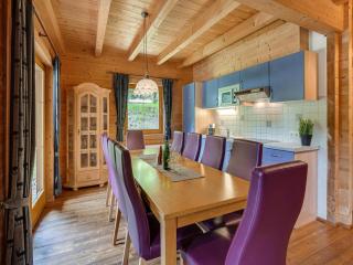 Chalets Almdorf Zillertal, Fügen - 2