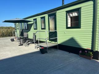 Seaside Chalet - Quilty - 4