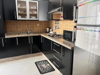 Beautiful, Bright and modern 3 bedroom apartment - 5
