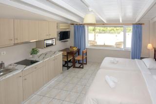 Talos Hotel Apartments - Kato Daratso - 4
