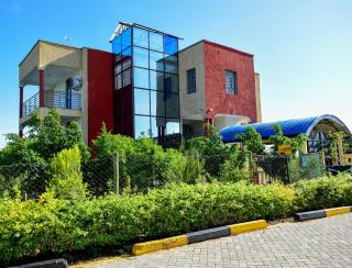 Elboran resort and spa - Isiolo - 0