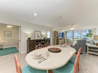 Top-Floor Corner Condo with Direct Gulf Views - Longboat Key - 5